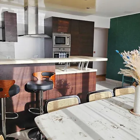Beautiful&big For 8persons Parking Free Appartamento